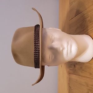 Akubra size 55 Snowy River fur felt pre-creased stockman's hat in Santone Fawn